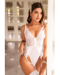 Body blanc avec jarretelles intégrées - MAL8934WHT